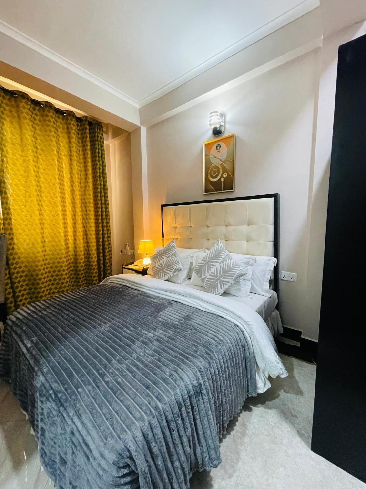Diary Hotel Dar es Salaam Bagian luar foto